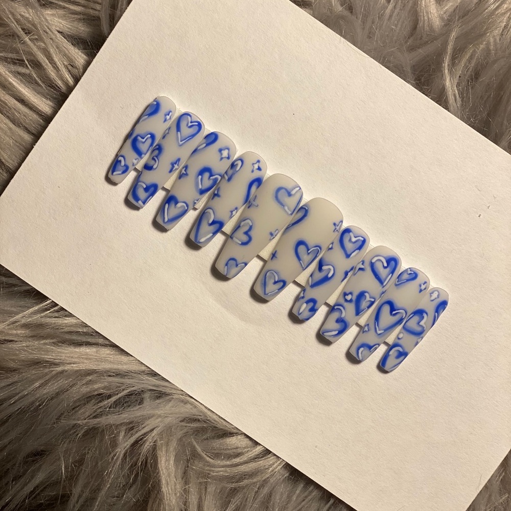 Glowing Blue Heart Press on Nails